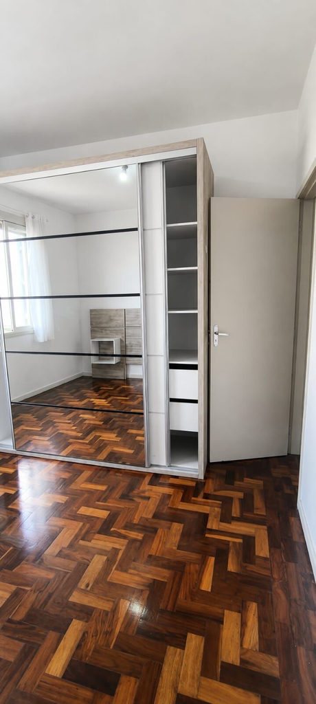 Apartamento para venda no bairro São João em Porto Alegre