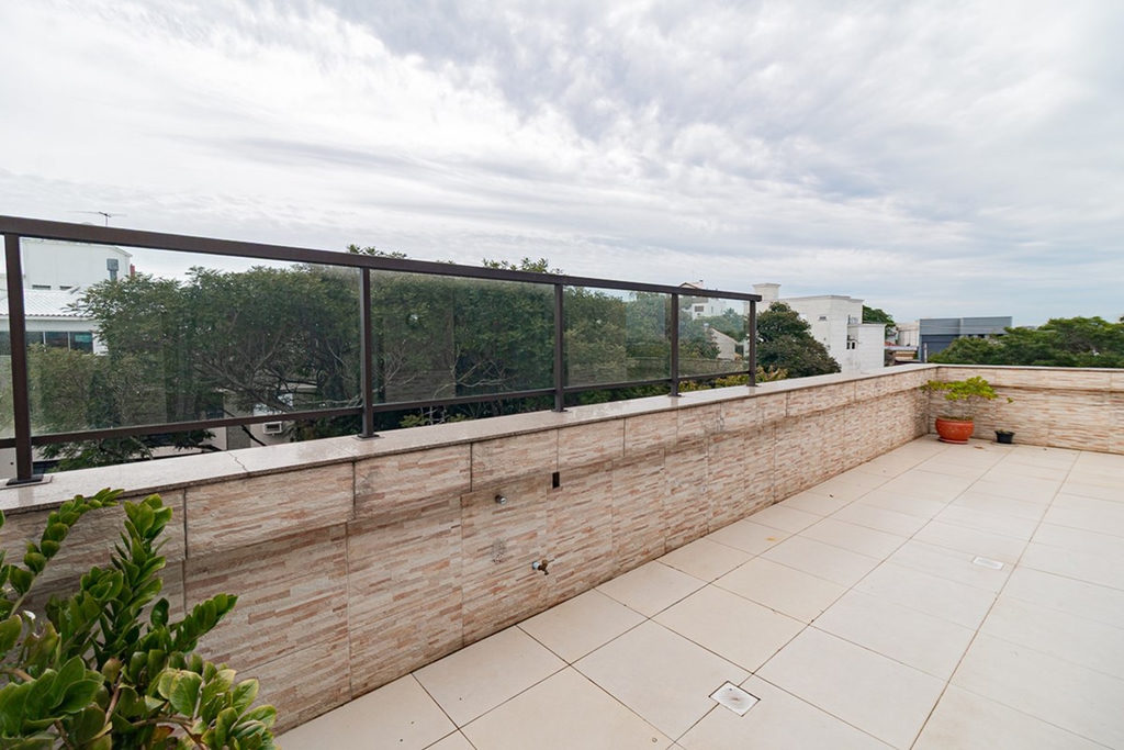 Cobertura Duplex para venda no bairro Jardim Lindóia em Porto Alegre