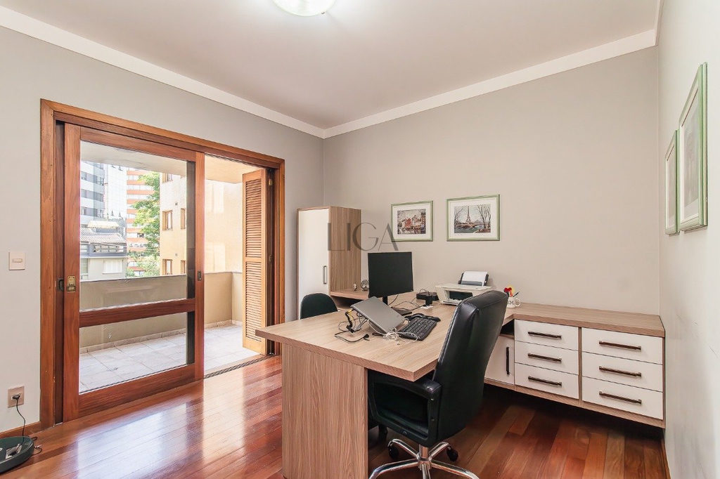 Apartamento para venda no bairro Petrópolis em Porto Alegre