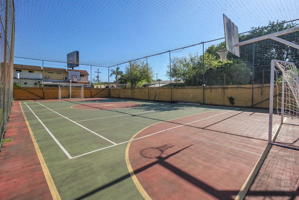 Casa para venda no bairro Hípica em Porto Alegre