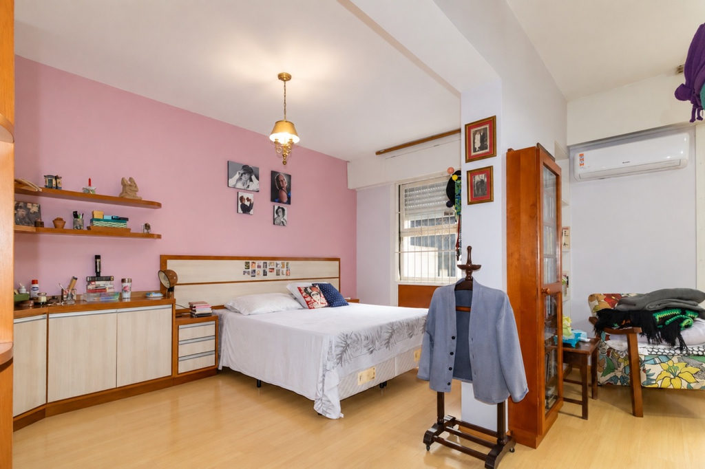 Apartamento para venda no bairro Centro Histórico em Porto Alegre