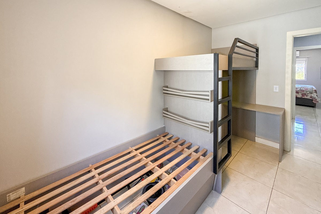 Casa para venda no bairro Igara em Canoas