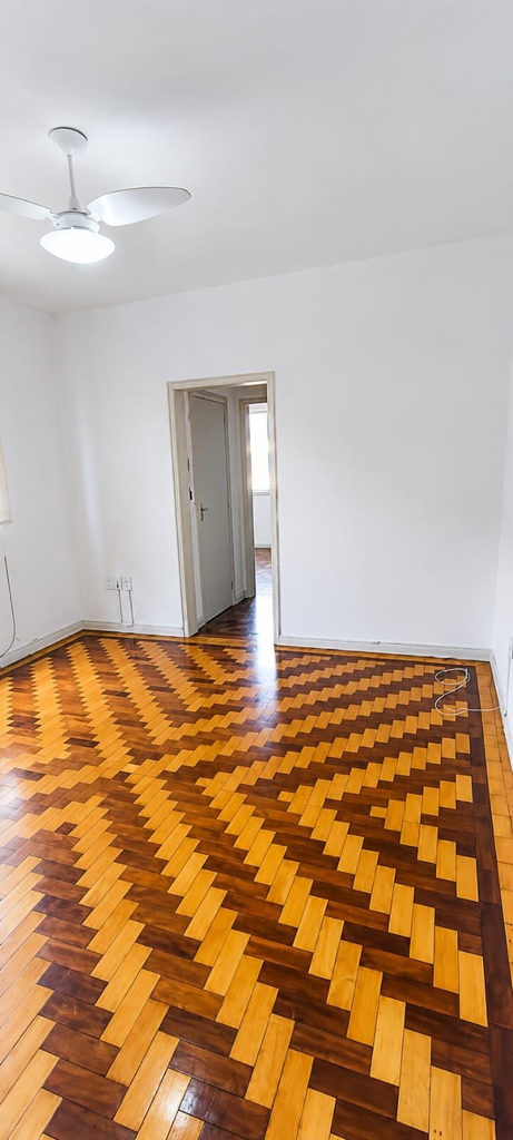 Apartamento para venda no bairro São João em Porto Alegre