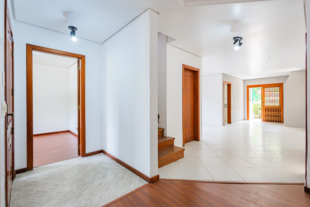 Casa para venda no bairro Jardim Itu em Porto Alegre