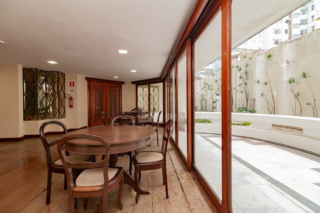 Apartamento para venda no bairro Independência em Porto Alegre