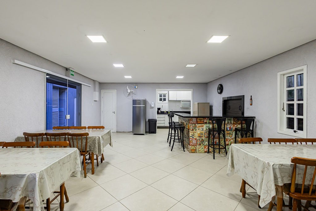 Apartamento para venda no bairro Jardim Itu Sabará em Porto Alegre