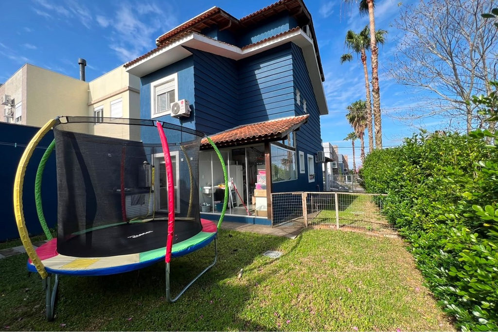Casa em Condomínio para venda no bairro Lomba do Pinheiro em Porto Alegre