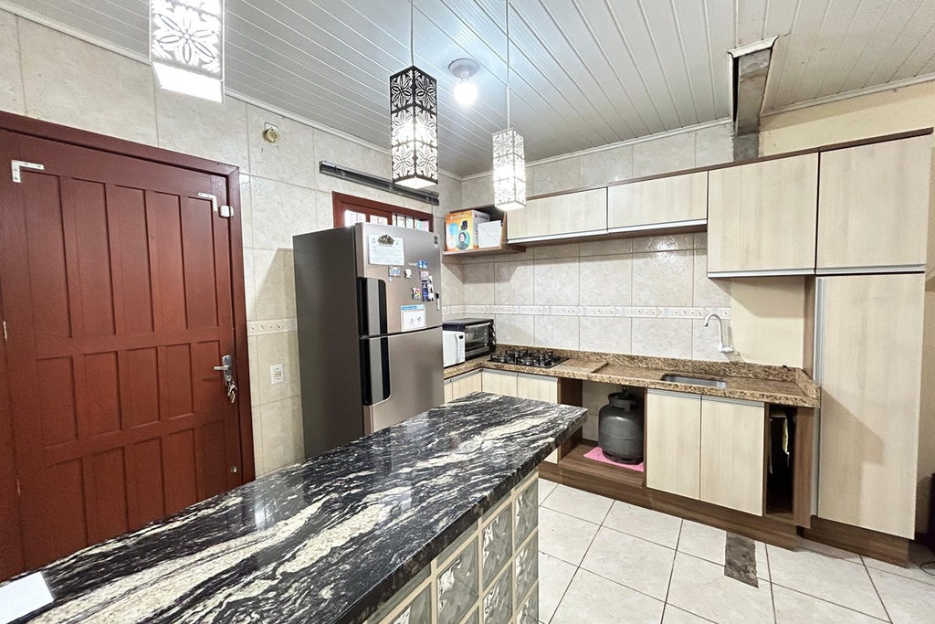 Casa para venda no bairro Jardim Betânia em Cachoeirinha