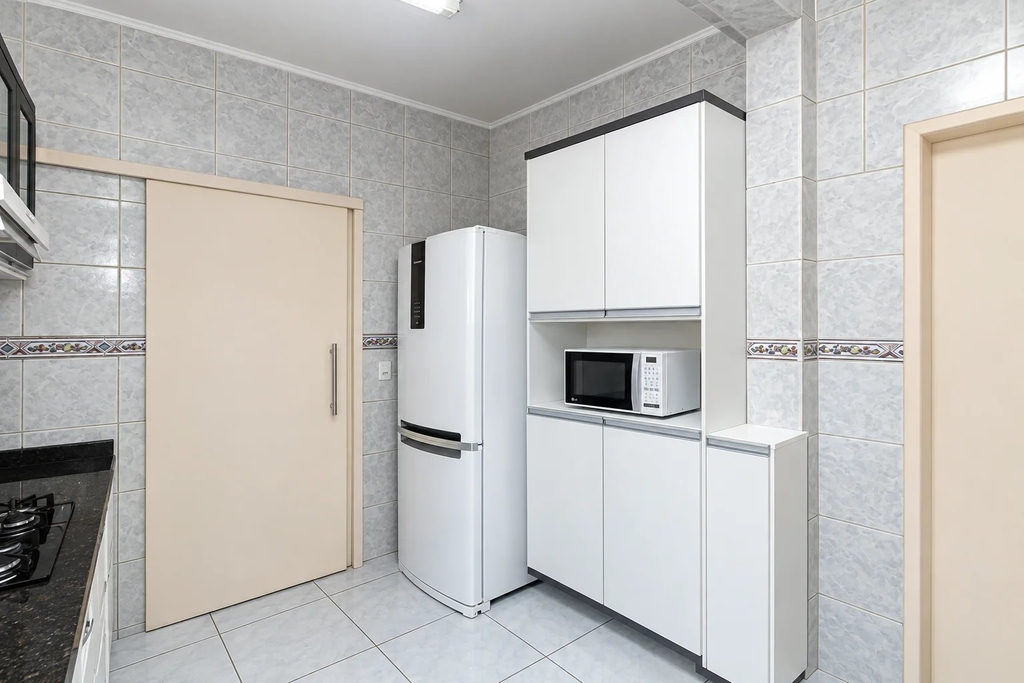 Casa para venda no bairro Jardim Itu Sabará em Porto Alegre