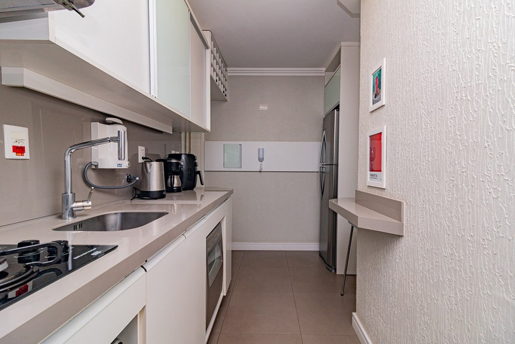 Apartamento para venda no bairro Vila Ipiranga em Porto Alegre