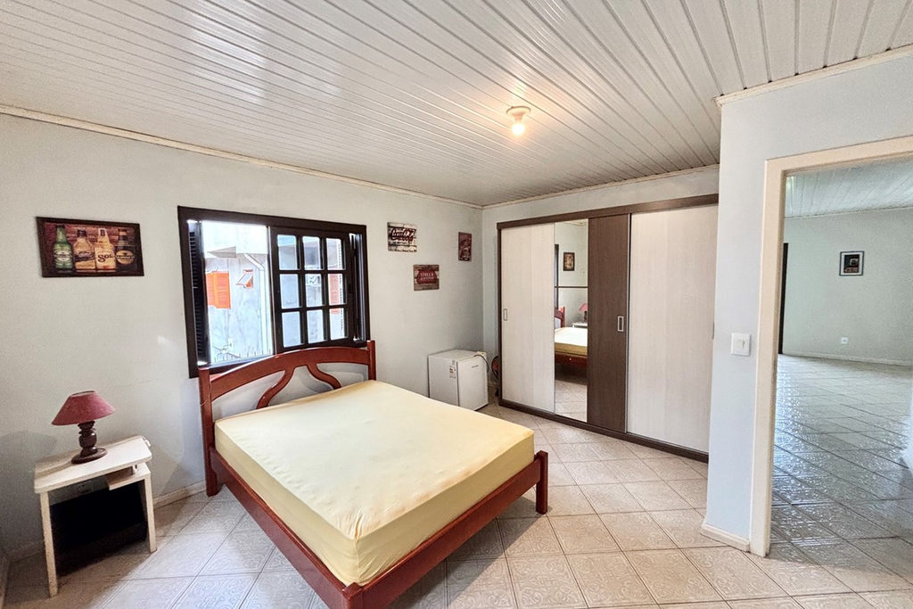 Casa para venda no bairro Moinhos de Vento em Canoas
