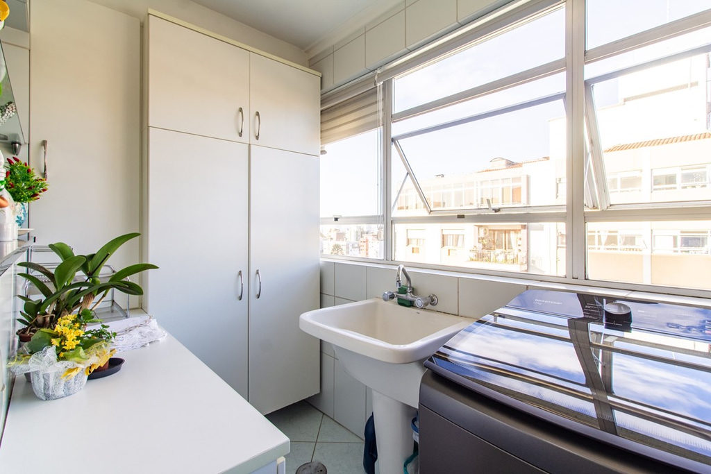 Apartamento para venda no bairro Jardim Lindóia em Porto Alegre