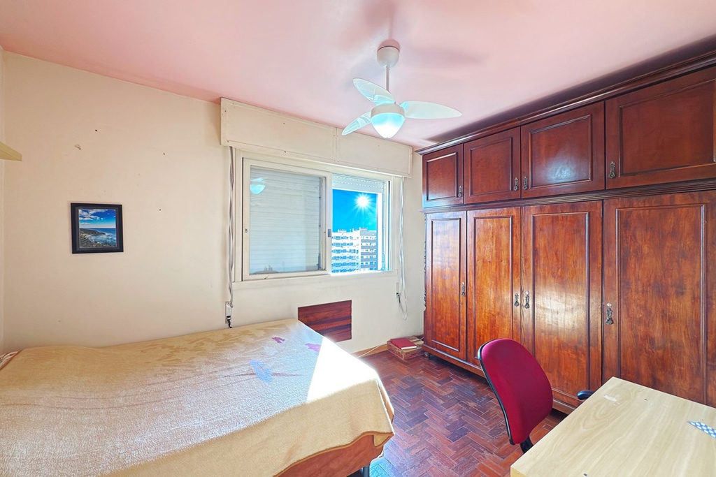 Apartamento para venda no bairro Menino Deus em Porto Alegre
