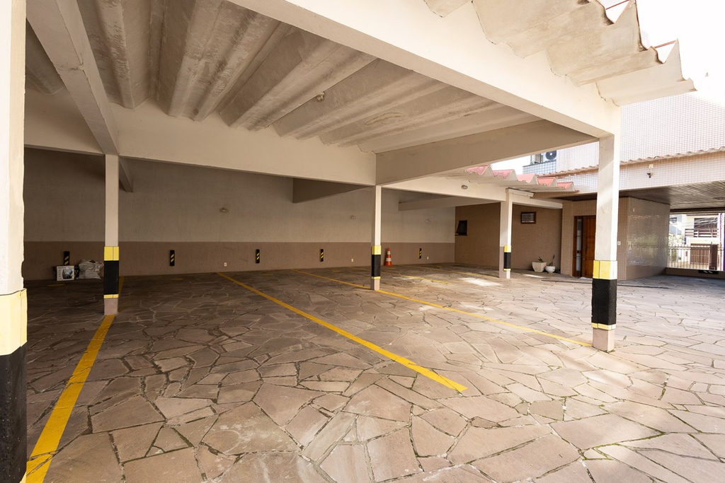Cobertura Duplex para venda no bairro Jardim Lindóia em Porto Alegre