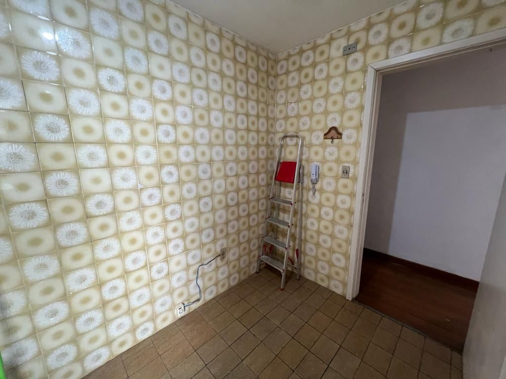 Apartamento para venda no bairro Azenha em Porto Alegre