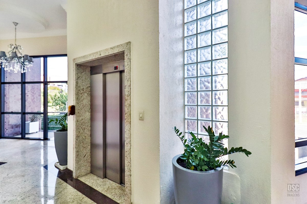Apartamento para venda no bairro Jardim Itu em Porto Alegre