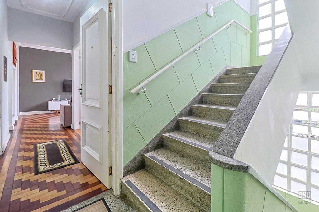 Apartamento para venda no bairro Petrópolis em Porto Alegre