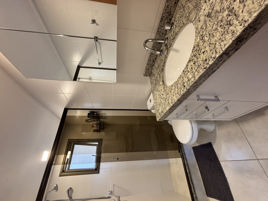 Apartamento para venda no bairro Cavalhada em Porto Alegre