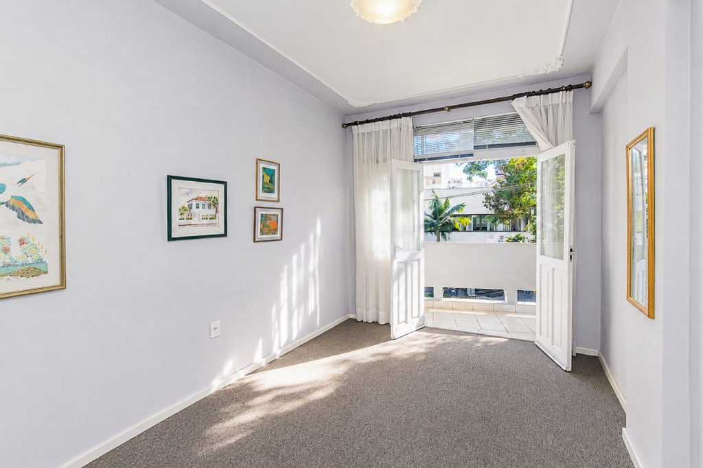 Apartamento para venda no bairro Independência em Porto Alegre