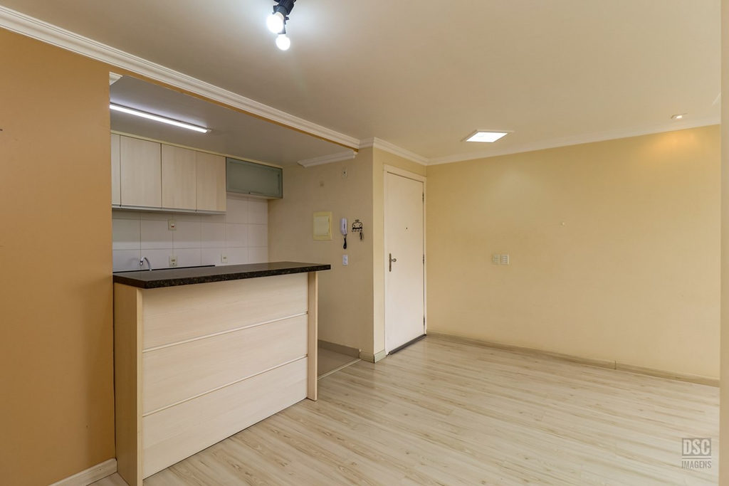 Apartamento para venda no bairro Vila Ipiranga em Porto Alegre
