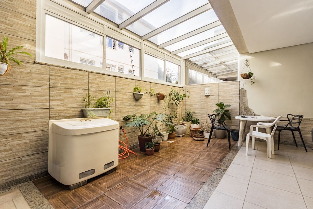 Casa em Condomínio para venda no bairro Vila Ipiranga em Porto Alegre