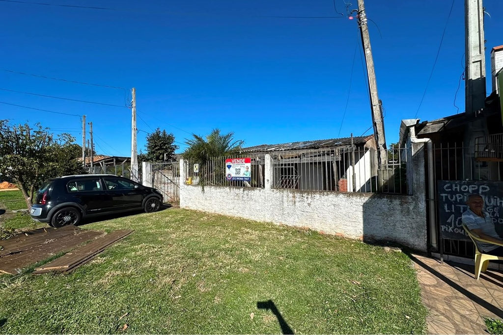 Casa para venda no bairro Harmonia em Canoas