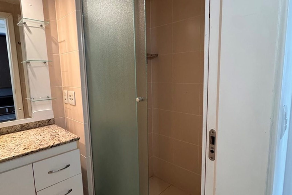 Apartamento para venda no bairro Passo da Areia em Porto Alegre