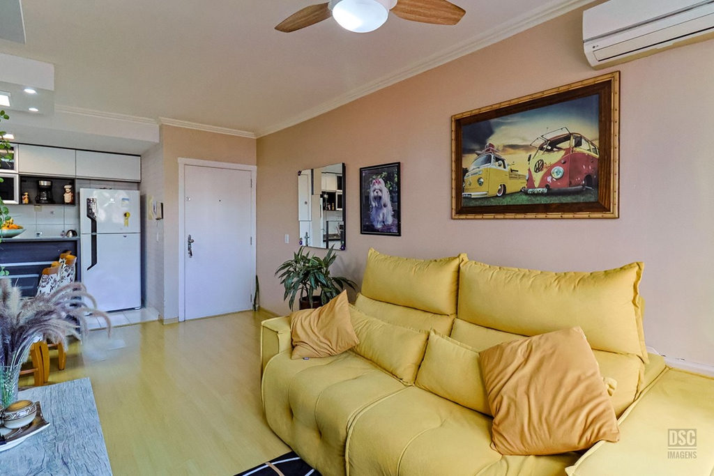 Apartamento para venda no bairro Vila Ipiranga em Porto Alegre