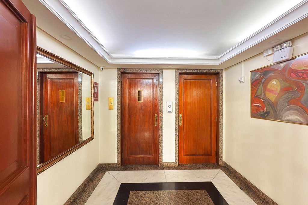 Apartamento para venda no bairro Menino Deus em Porto Alegre
