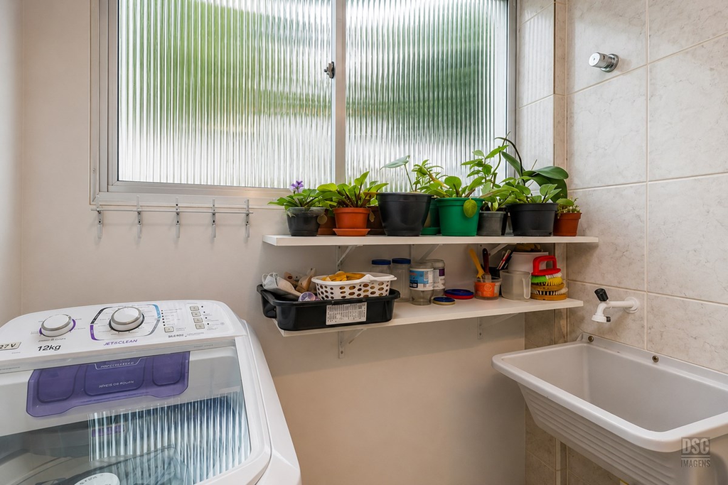 Apartamento para venda no bairro Partenon em Porto Alegre