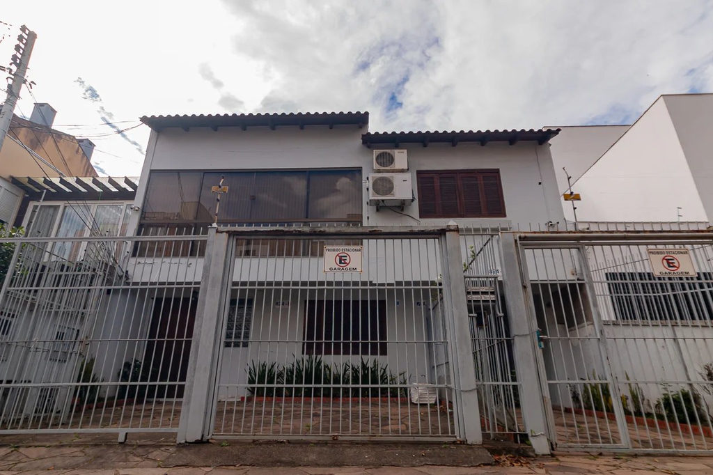 Casa para venda no bairro Higienópolis em Porto Alegre