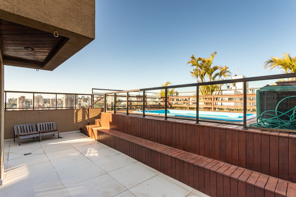 Cobertura Duplex para venda no bairro Mont Serrat em Porto Alegre