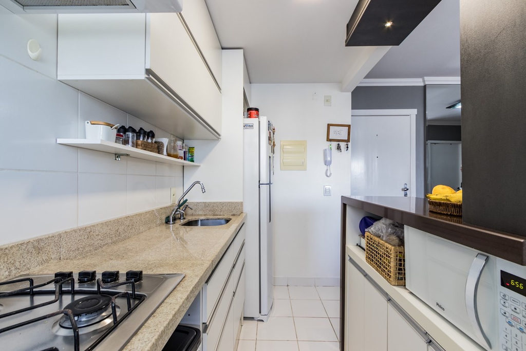 Apartamento para venda no bairro Vila Ipiranga em Porto Alegre