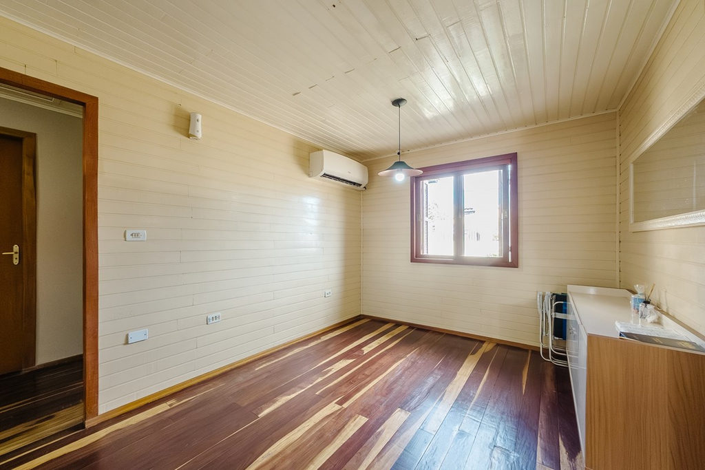Casa para venda no bairro Centro em Canoas
