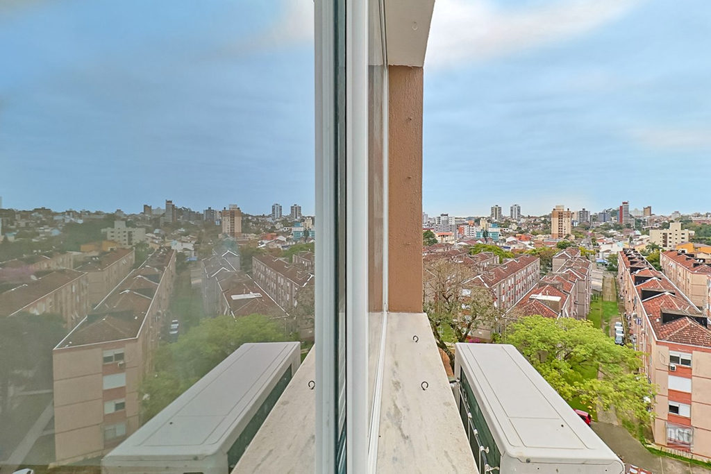 Apartamento para venda no bairro Vila Ipiranga em Porto Alegre
