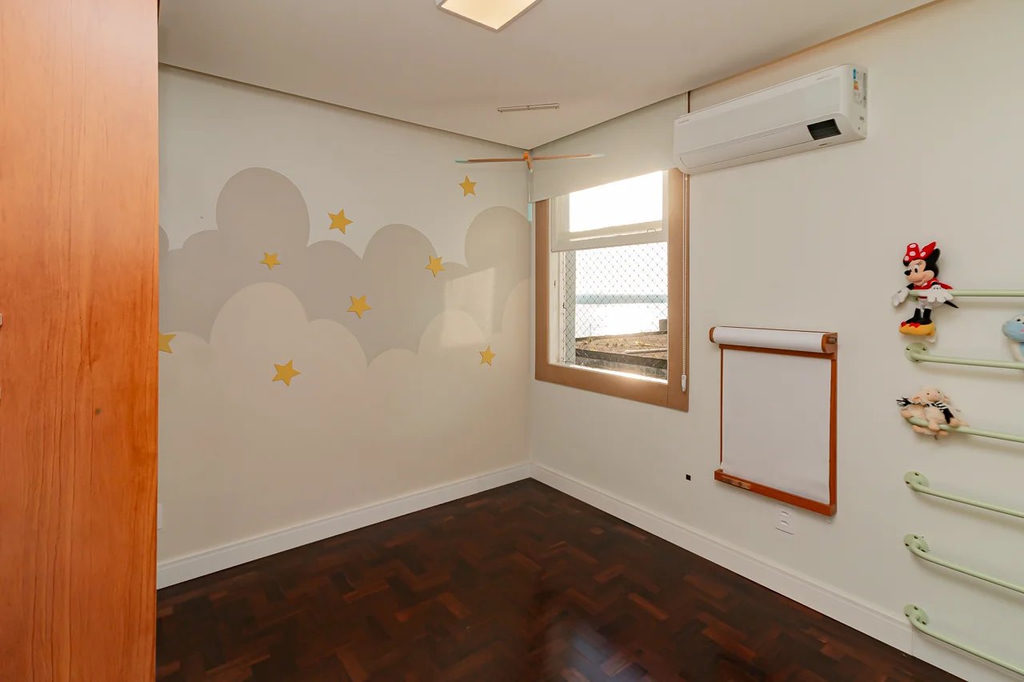 Apartamento para venda no bairro Centro Histórico em Porto Alegre