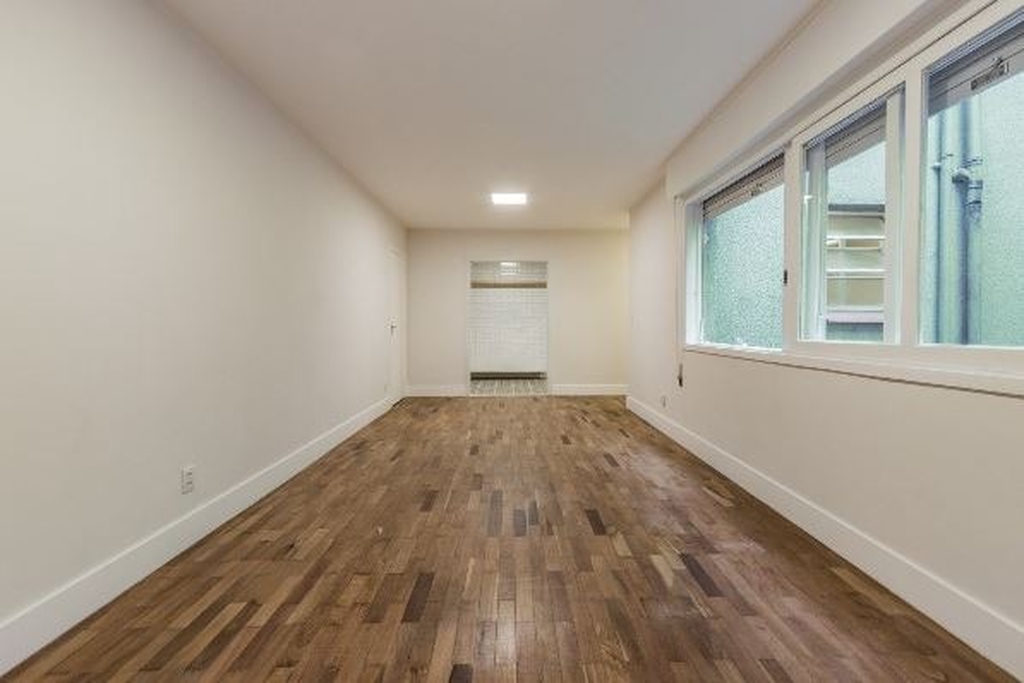 Apartamento para venda no bairro Floresta em Porto Alegre