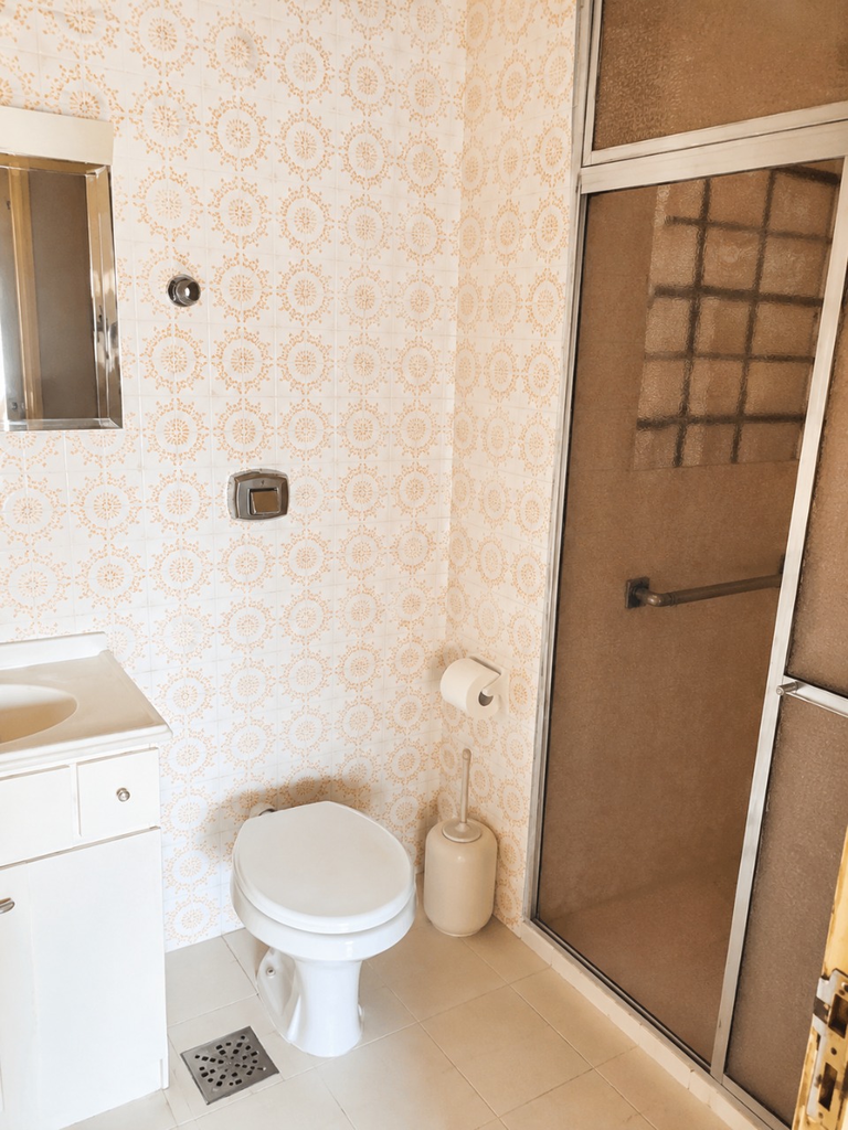 Apartamento para venda no bairro Vila Ipiranga em Porto Alegre