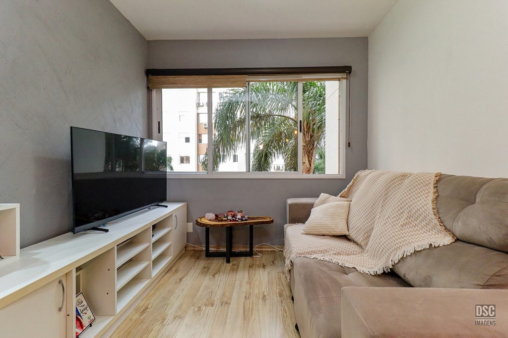 Apartamento para venda no bairro Vila Ipiranga em Porto Alegre
