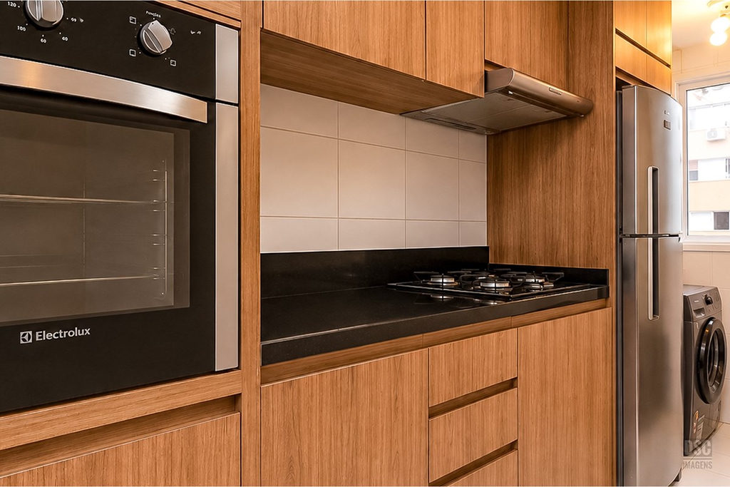 Apartamento para venda no bairro Vila Ipiranga em Porto Alegre
