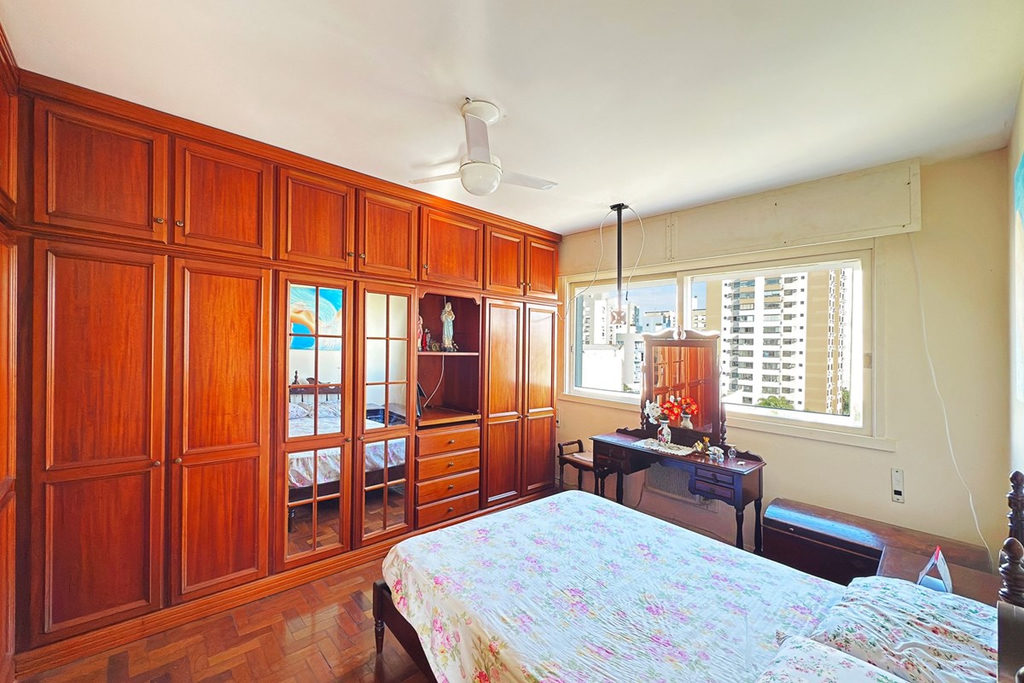 Apartamento para venda no bairro Menino Deus em Porto Alegre
