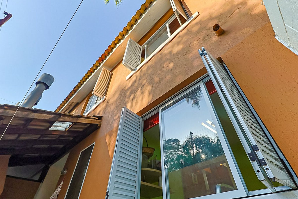 Casa em Condomínio para venda no bairro Jardim Itu em Porto Alegre