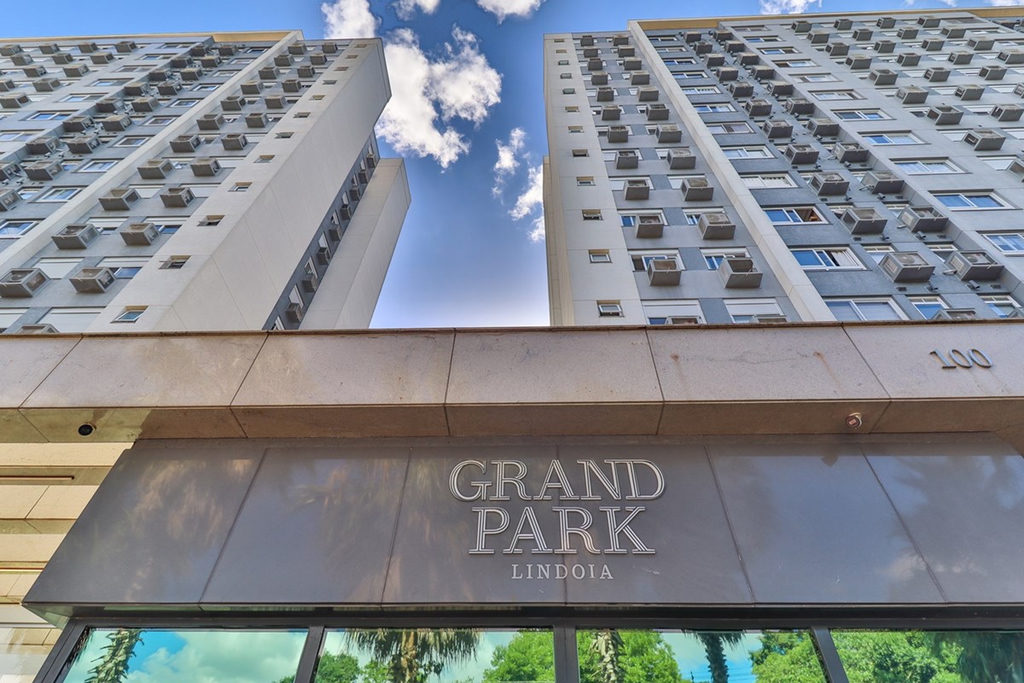 Apartamento para venda no bairro Jardim Lindóia em Porto Alegre