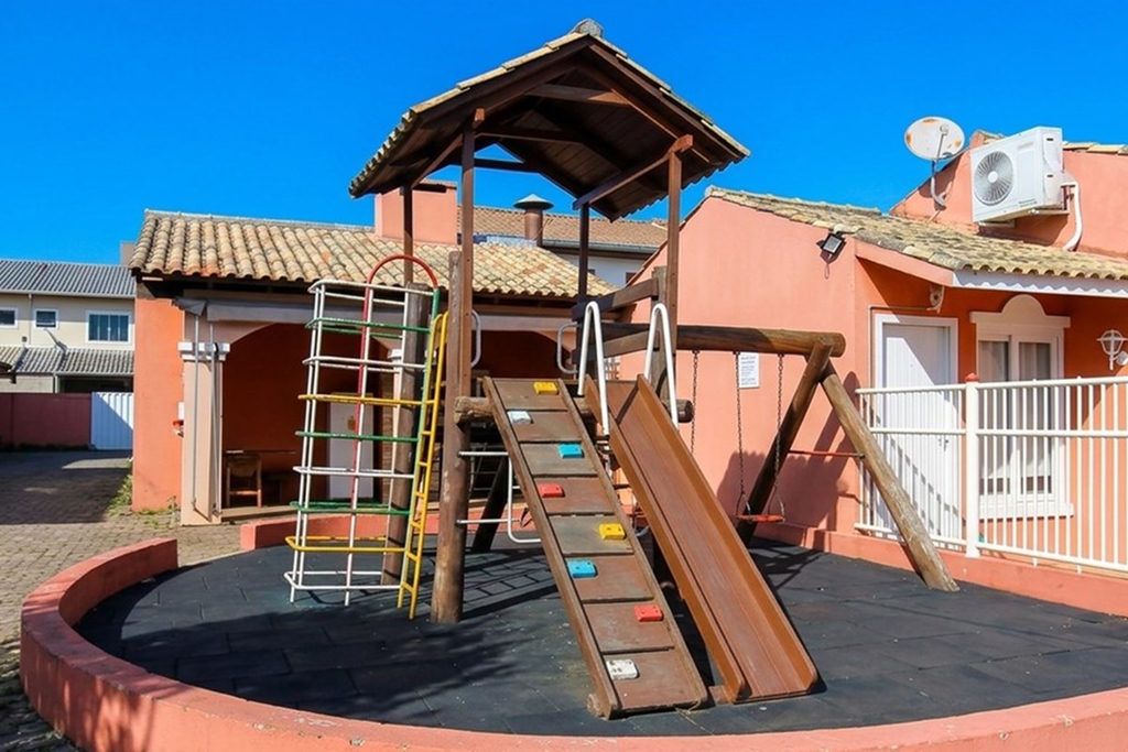 Casa em Condomínio para venda no bairro Rio Branco em Canoas