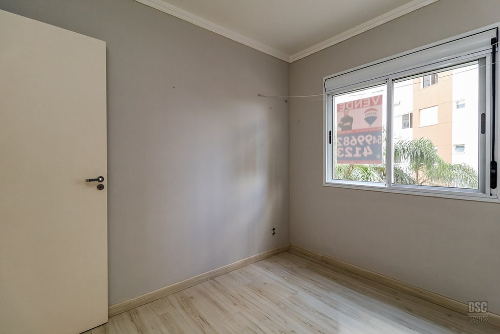 Apartamento para venda no bairro Vila Ipiranga em Porto Alegre