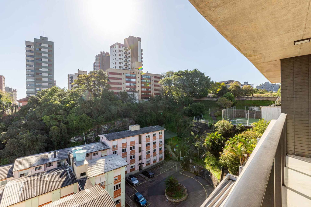 Apartamento para venda no bairro Santa Cecília em Porto Alegre
