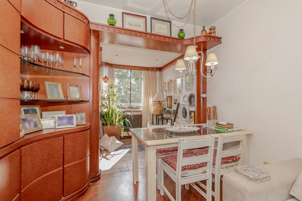 Apartamento para venda no bairro Chácara das Pedras em Porto Alegre
