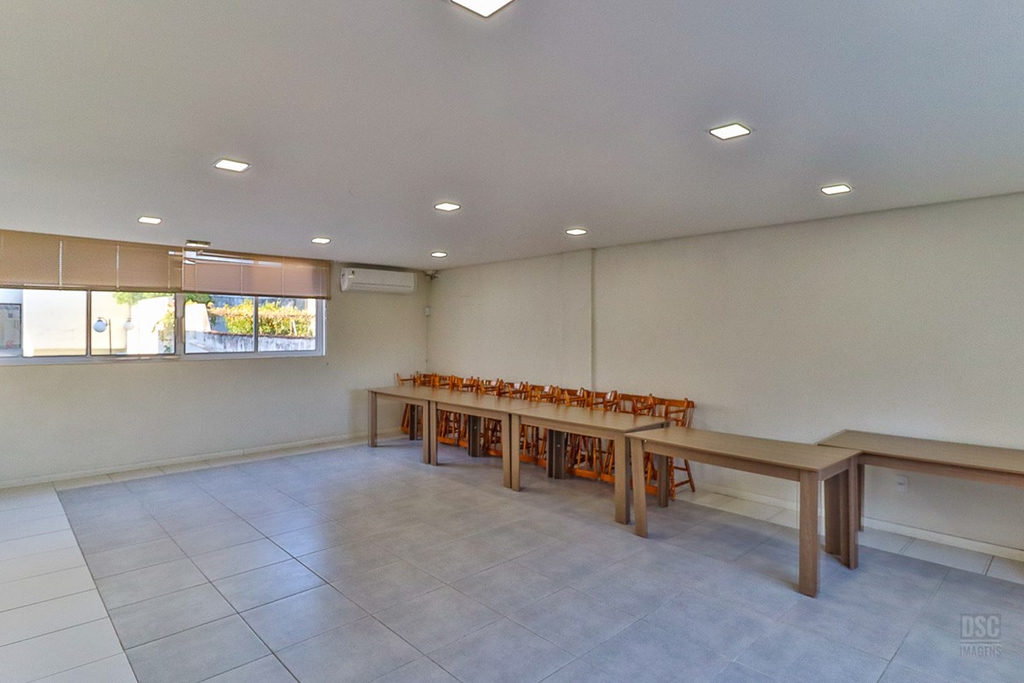 Apartamento para venda no bairro Santo Antônio em Porto Alegre