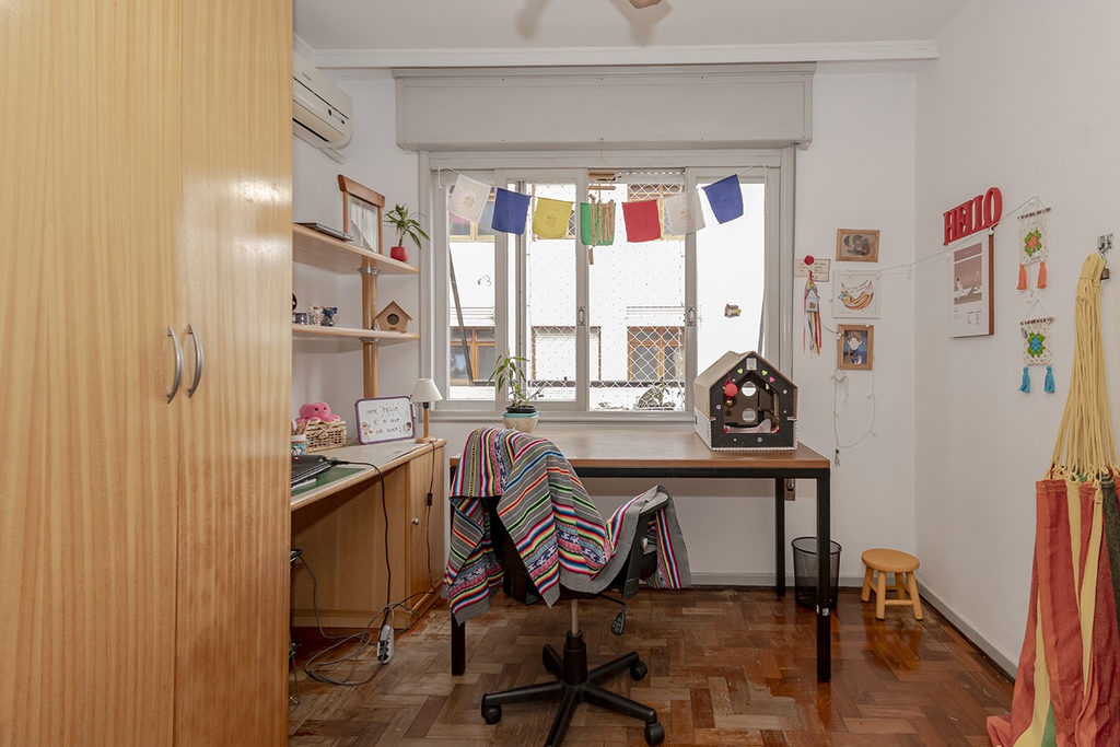 Apartamento para venda no bairro Menino Deus em Porto Alegre