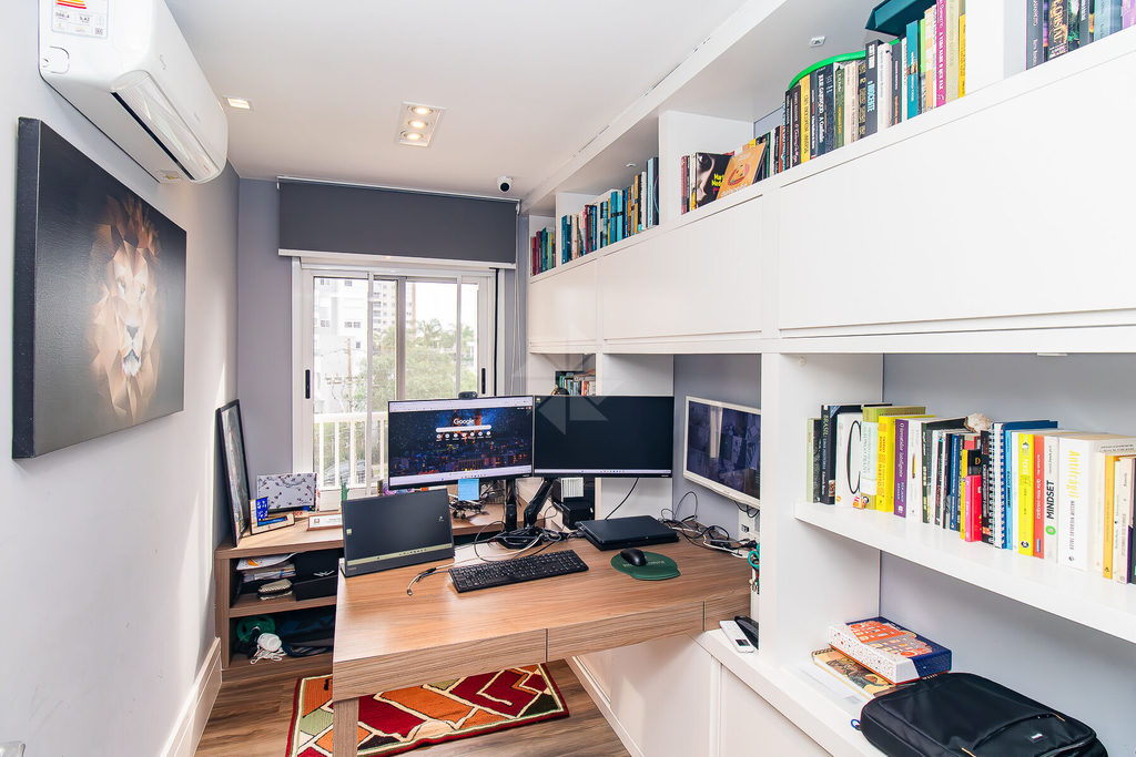 Apartamento para venda no bairro Central Parque em Porto Alegre